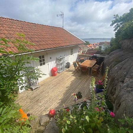 Cozy House In Central Lysekil, 4-6 Beds Villa Exterior photo